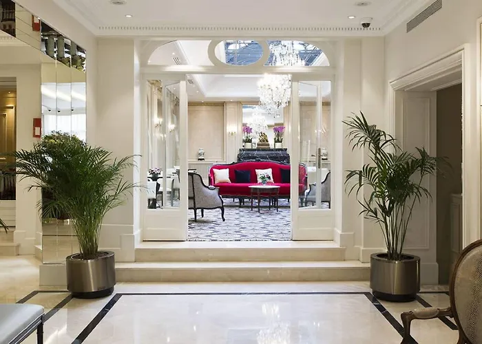 Hotel Saint-Petersbourg Opera & Spa